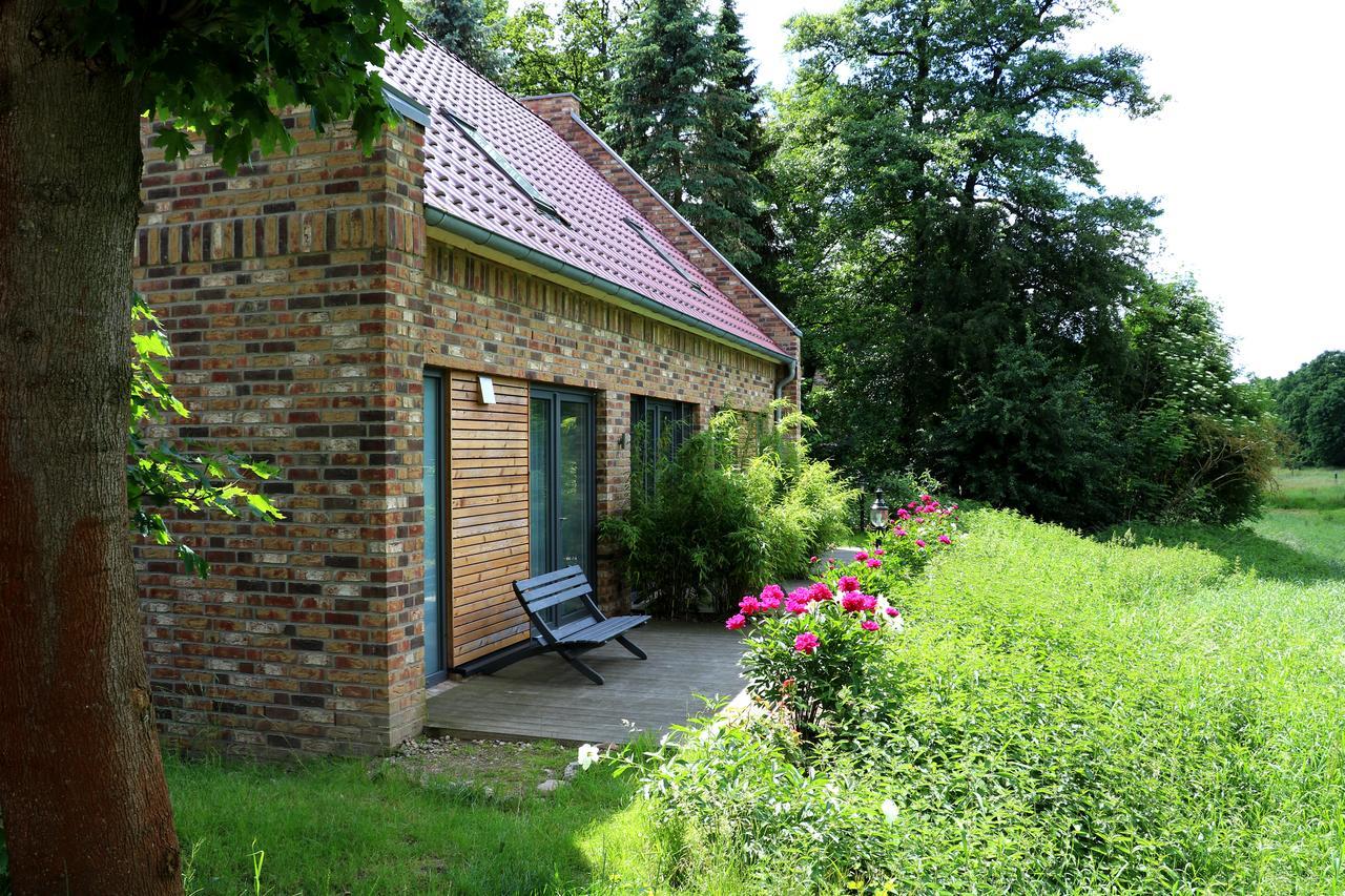 Hotel Mara Wendisch Evern Exteriér fotografie